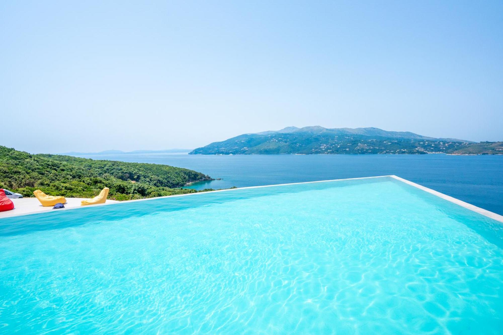 Arameras Beach Resort Ksamil Eksteriør bilde